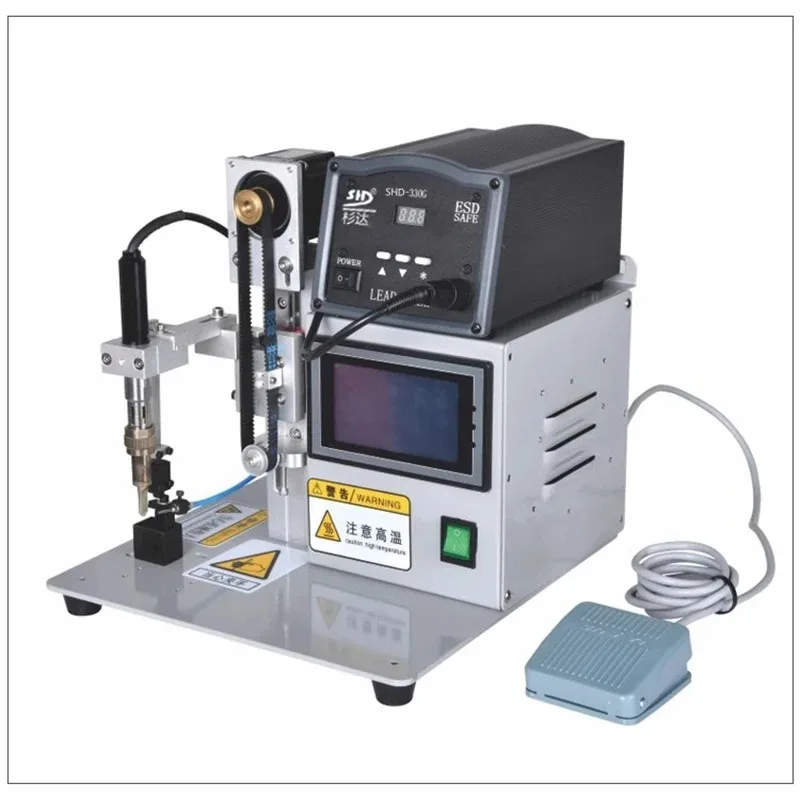 

Пневматический полуавтоматический аппарат для сварки проволоки. Кабельные жгуты для подключения, клеммы для переключателей, штекеры, двигатели, USB-разъемы и т.д.