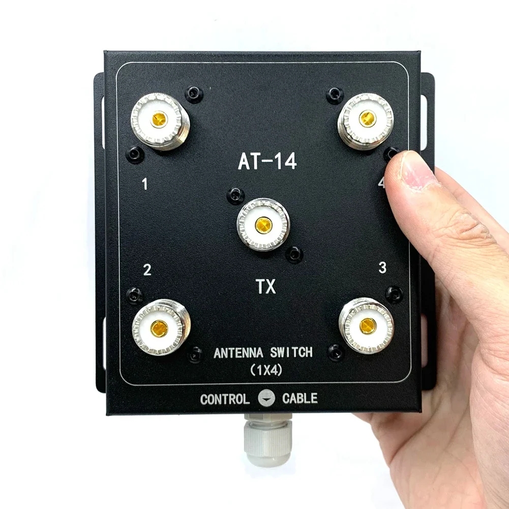 

AT-14 Four-way Coaxial Remote Antenna Switch, Easy Switching, 1.8-60 MHz, 500W PEP Four-way Coaxial Remote Antenna Switch