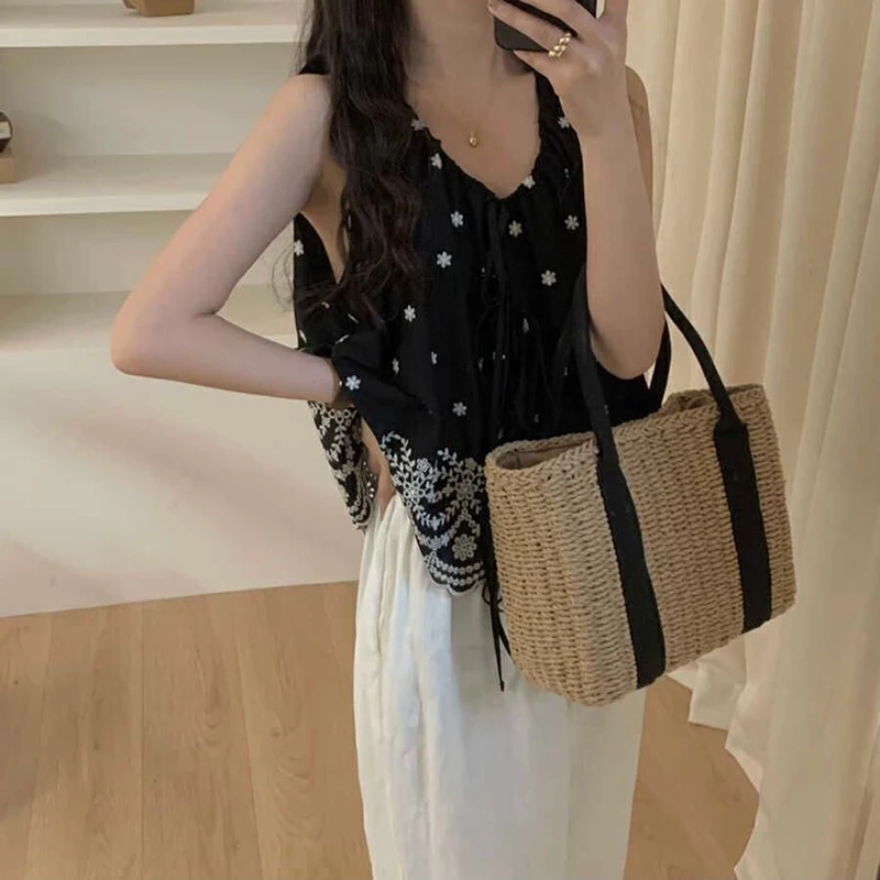 Fashion Lace Up Bow Embroidery Camisole T-Shirt Women\'s Clothing 2024 Summer New Loose Casual Tops Korean Sleeveless Tee Shirt