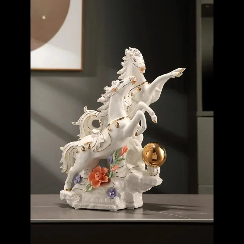 1PCS Ceramic Zodiac Horse Ornament Bionic Modern Creative Home TV Cabinet Entrance Bedroom Office Desktop Crafts Boutique Gifts