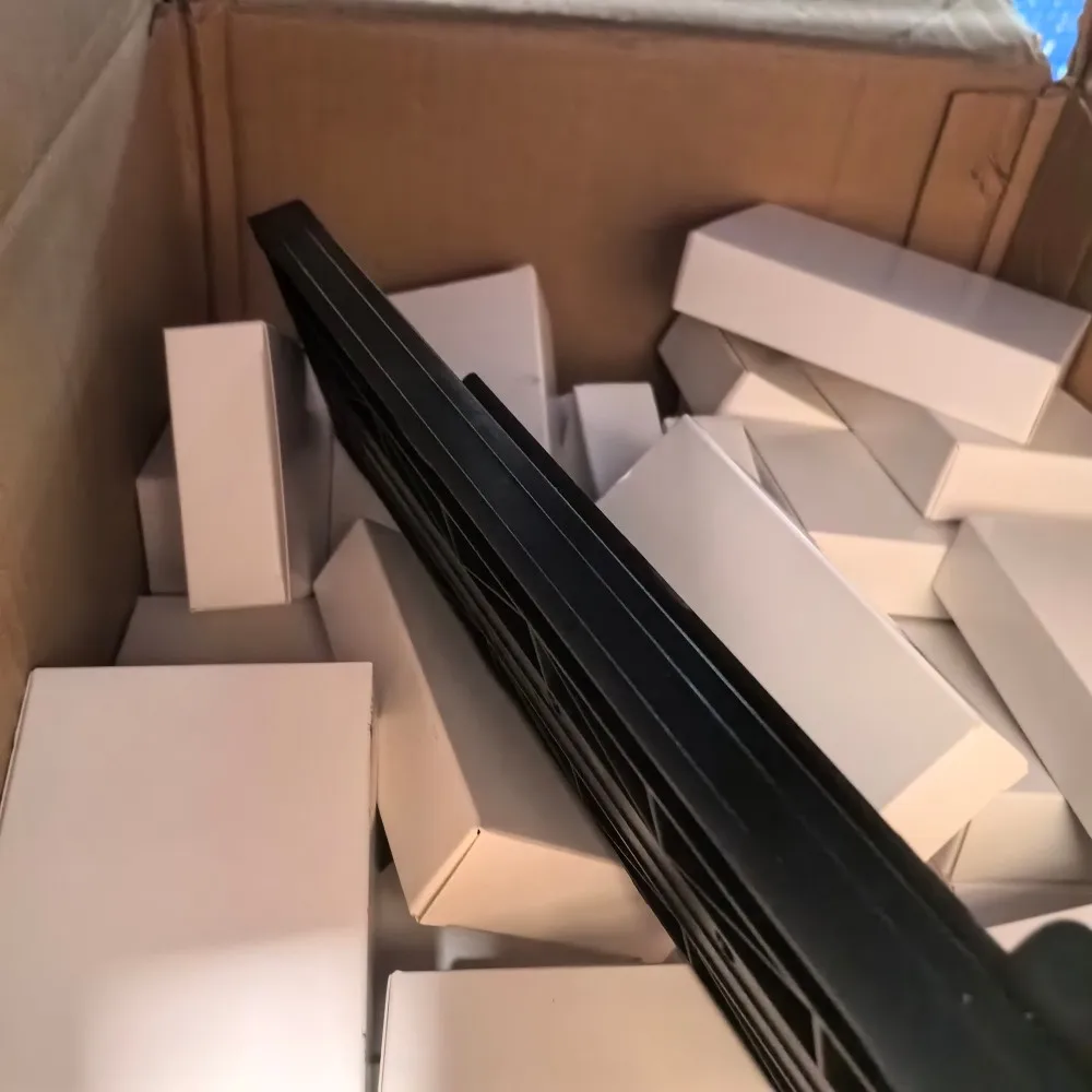 

Блок подачи тонера для использования в Ricoh MP 1027 2552 2553 3352 3353 3053 3553 2852 2853 2352 3351 2851 3030 3350 2550 B027-3501