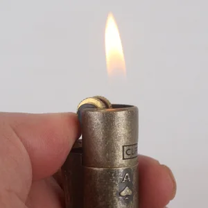 CLIPPER طحن عجلة معدنية في الهواء الطلق Windproof غاز البوتان ولاعة غاز قابلة للشحن قابلة للتعديل حجم اللهب أداة أخف وزنا هدية الرجال أفضل 12 ولاعة ماكينة قص قص مبيعات - رقم 12