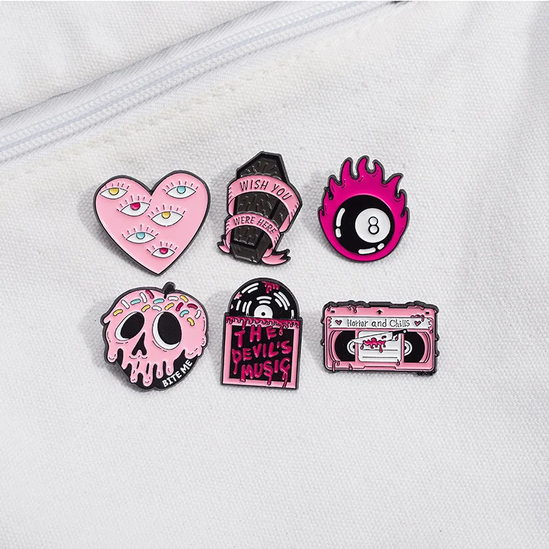 Pink Skull Heart Enamel Pins Custom WISH YOU WERE HERE Brooches Metal Lapel Badges Punk Gothic Jewelry Gift for Kids Friends