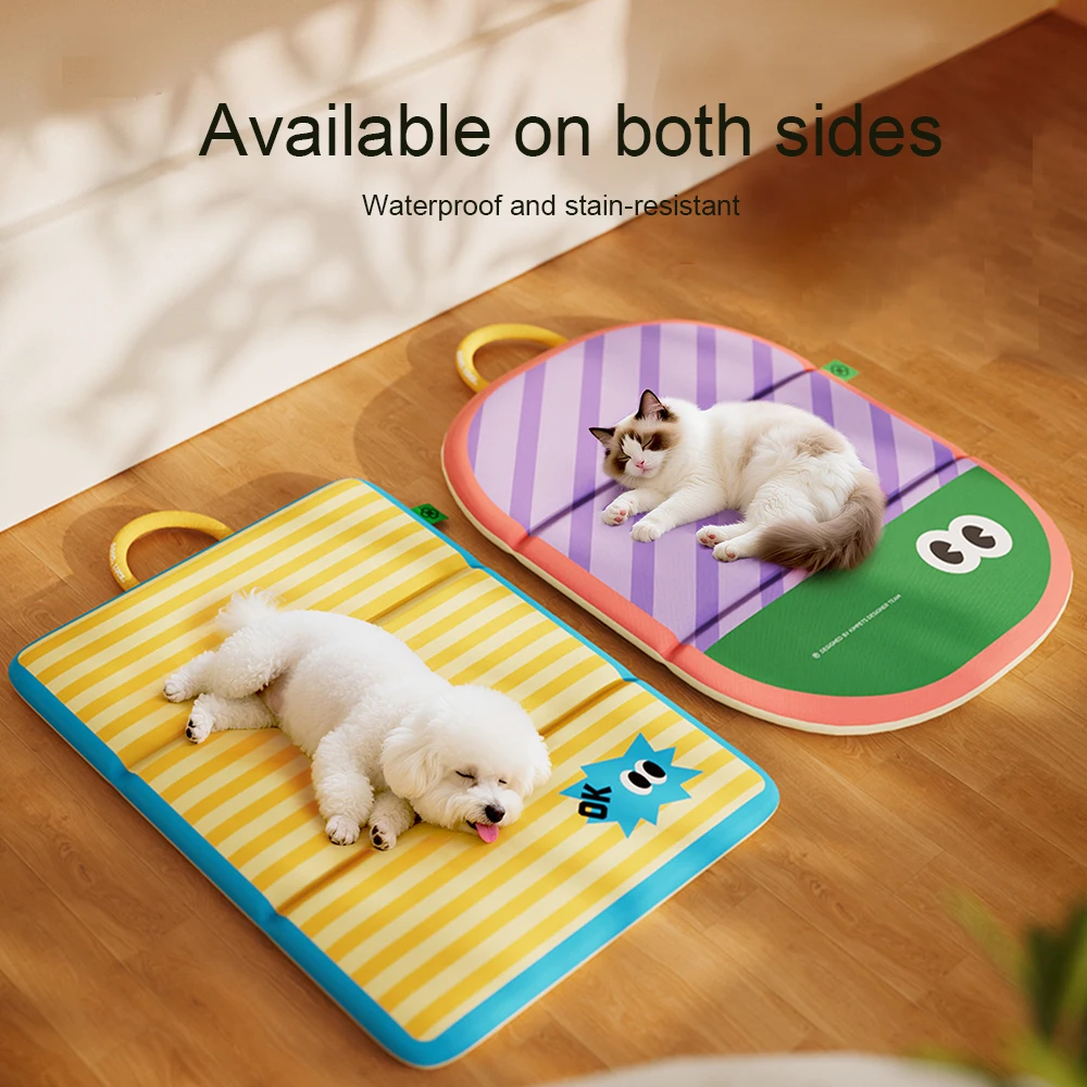 

New Dual-Sided Pet Pad – Reversible, Foldable Dog & Cat Mat with Handles for Winter All Seasons Lightweight with Carry Handle