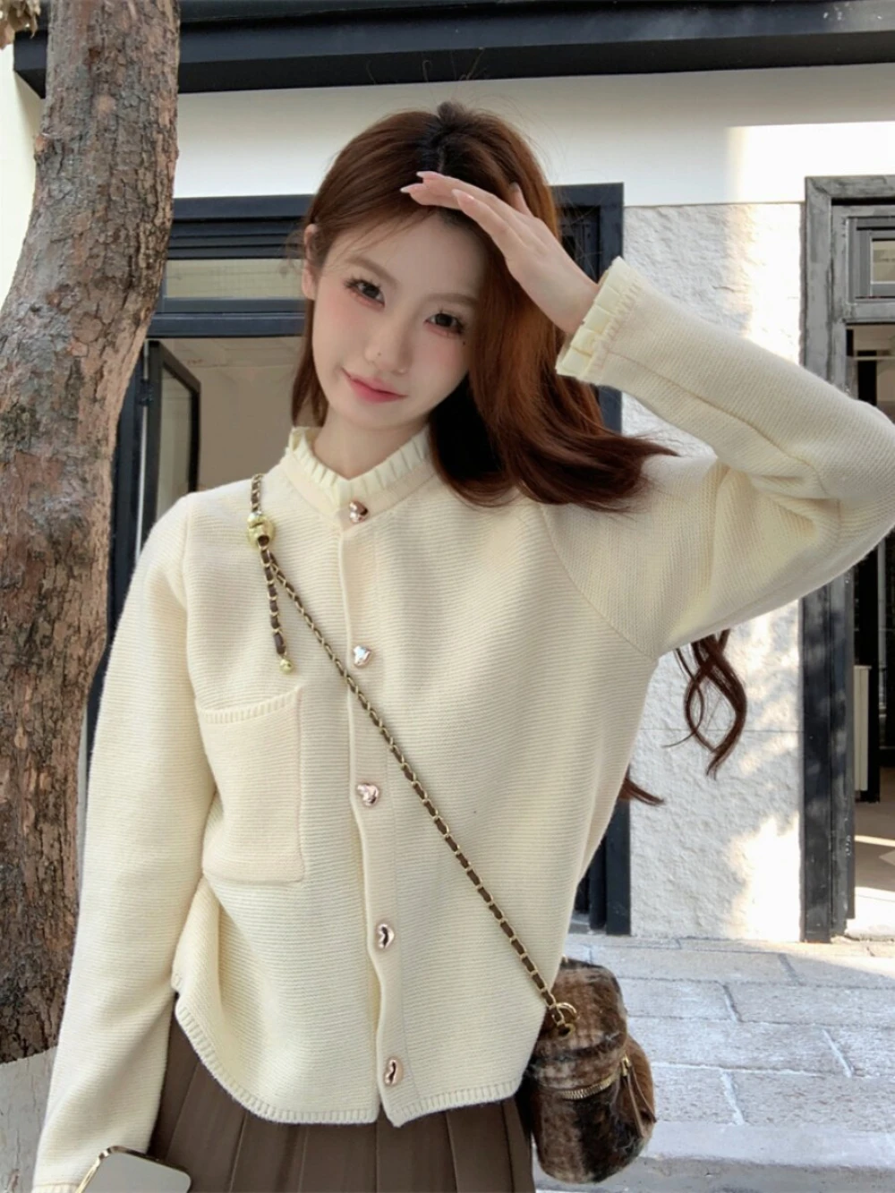 Gentle Stylish Round Neck Single Breasted Knitted Coat For Women Simple Temperament Ruffled Edge Heart-shaped Button Cardigan
