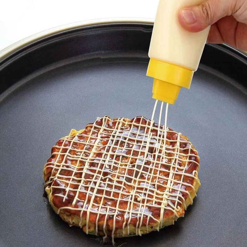 

1Pc 300ml 4-Hole Salad Ketchup Mustard Kitchen Accessories Dressing Squeeze Bottle Condiment sauce bottle oil bottle dispenser