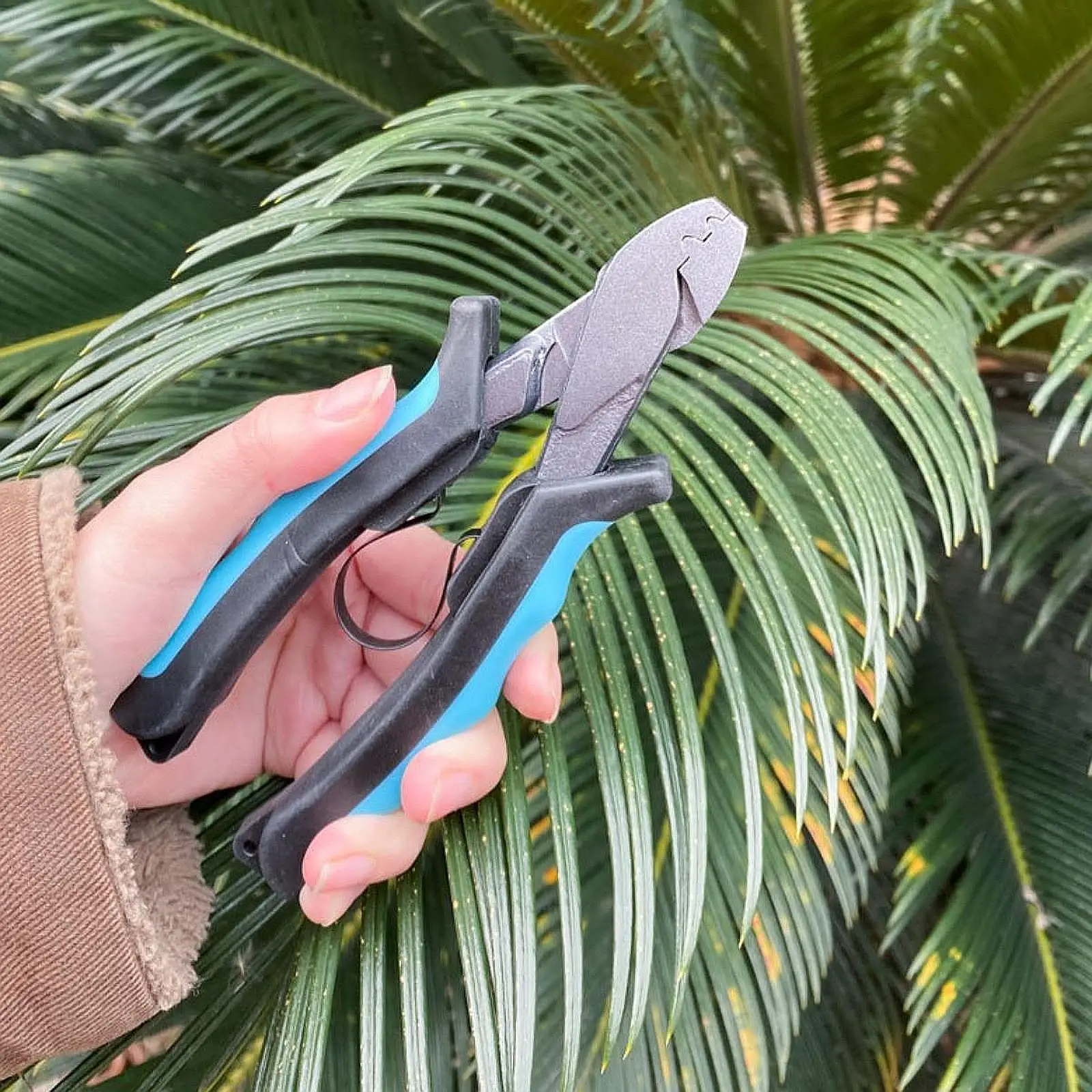 

Прецизионный обжимной инструмент для лески, подпружиненные обжимные клещи для трубок для морской рыбалки и крепления крючка