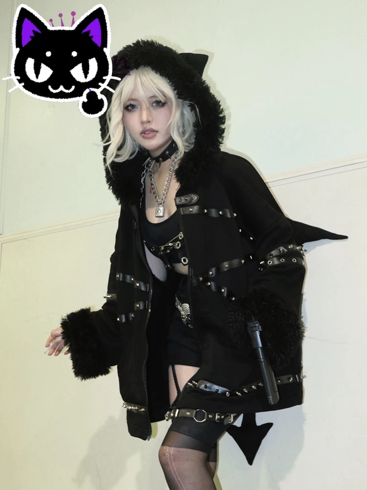 2025 misa hot sale Punk Gothic Black Bat Devil Wings Rivet Plush Thickened Warm Coat Harajuku Streetwear Winter Women Jacket Hoo