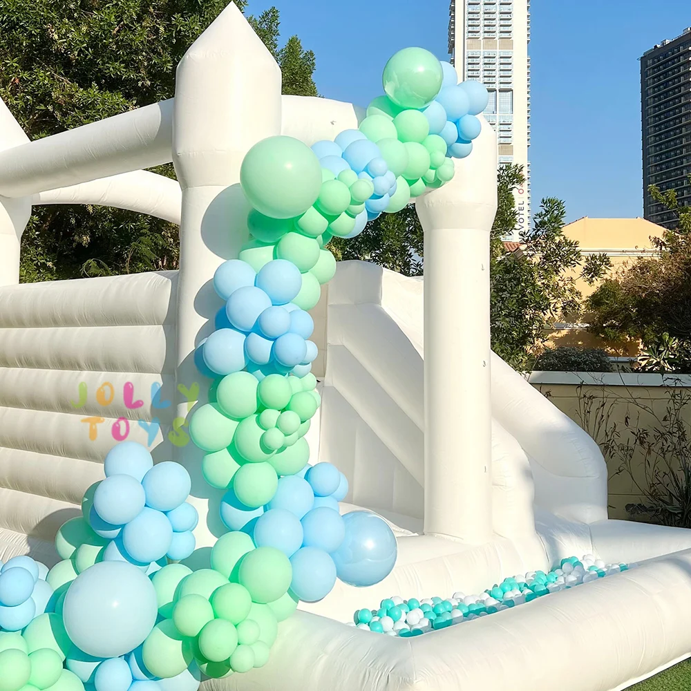 Thumbnail 4 - #27 Trending Inflatable Bouncers Right Now