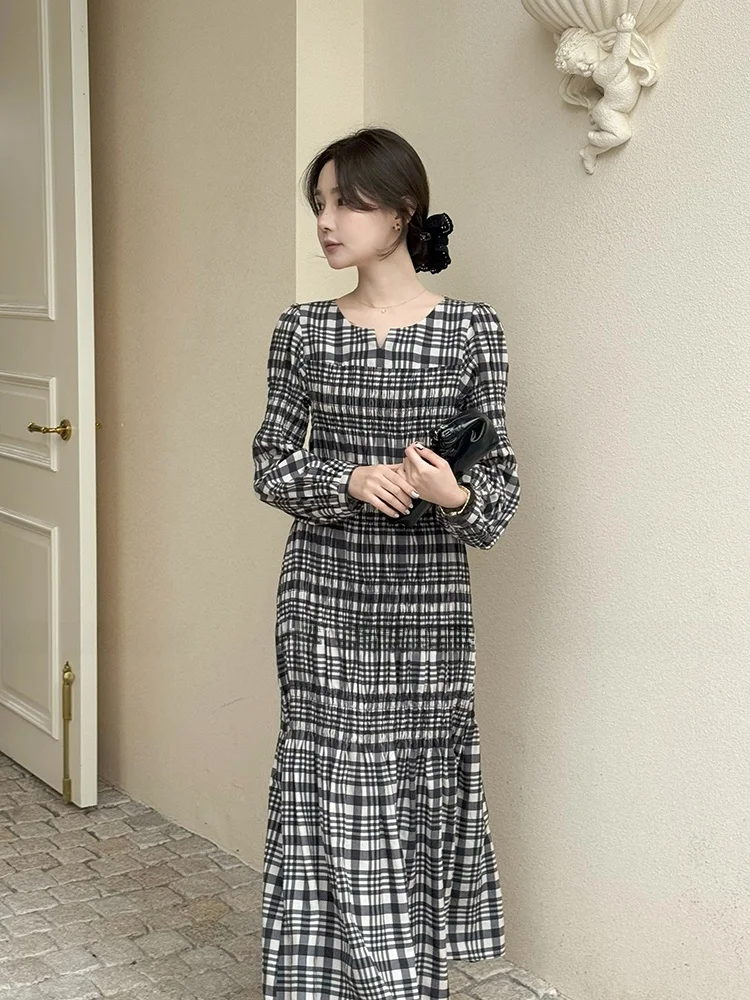 

Retro Bla White Plaid Bubble Sve Waist Cinched Pleated Fi Tail Dr Women Autumn Winter Dres Casual Wear
