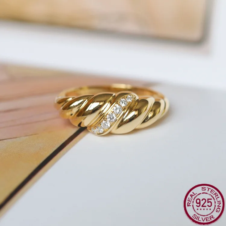 

Новое серебро S925, нишевый дизайн, модное золотое кольцо с круассаном для женщин, модное кольцо с хвостом, свадебные украшения
