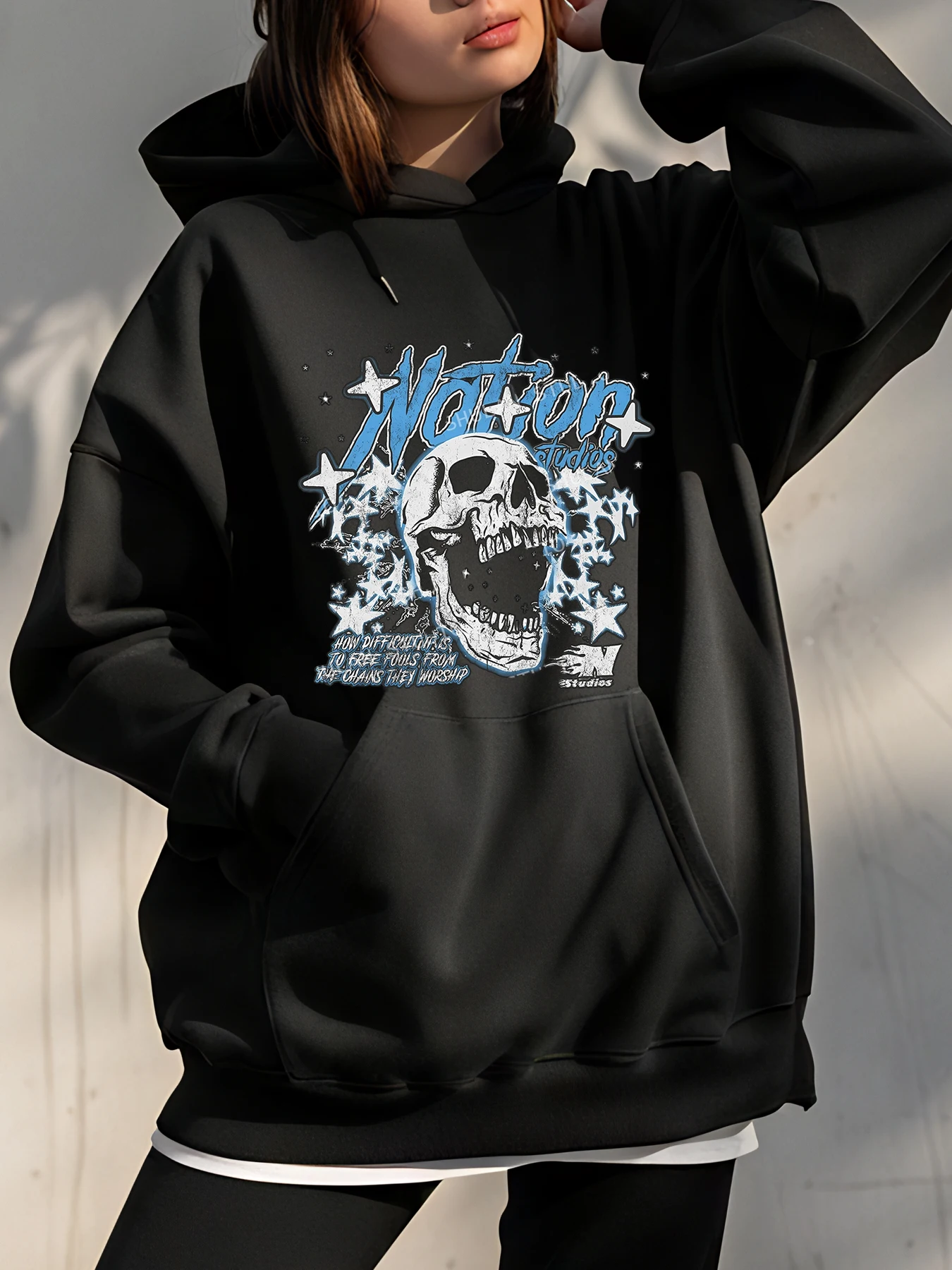 

Черная толстовка с капюшоном и принтом черепа, графическая толстовка унисекс, повседневная уличная одежда, модная мужская и женская одежда