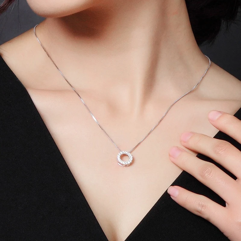 925 Sterling Silber Runde Zirkon-Anhänger-Halsketten für Damen, modischer edler Schmuck, halb mit Strasssteinen besetzte glänzende Kreis-Schlüsselbeinkette – Detail 29