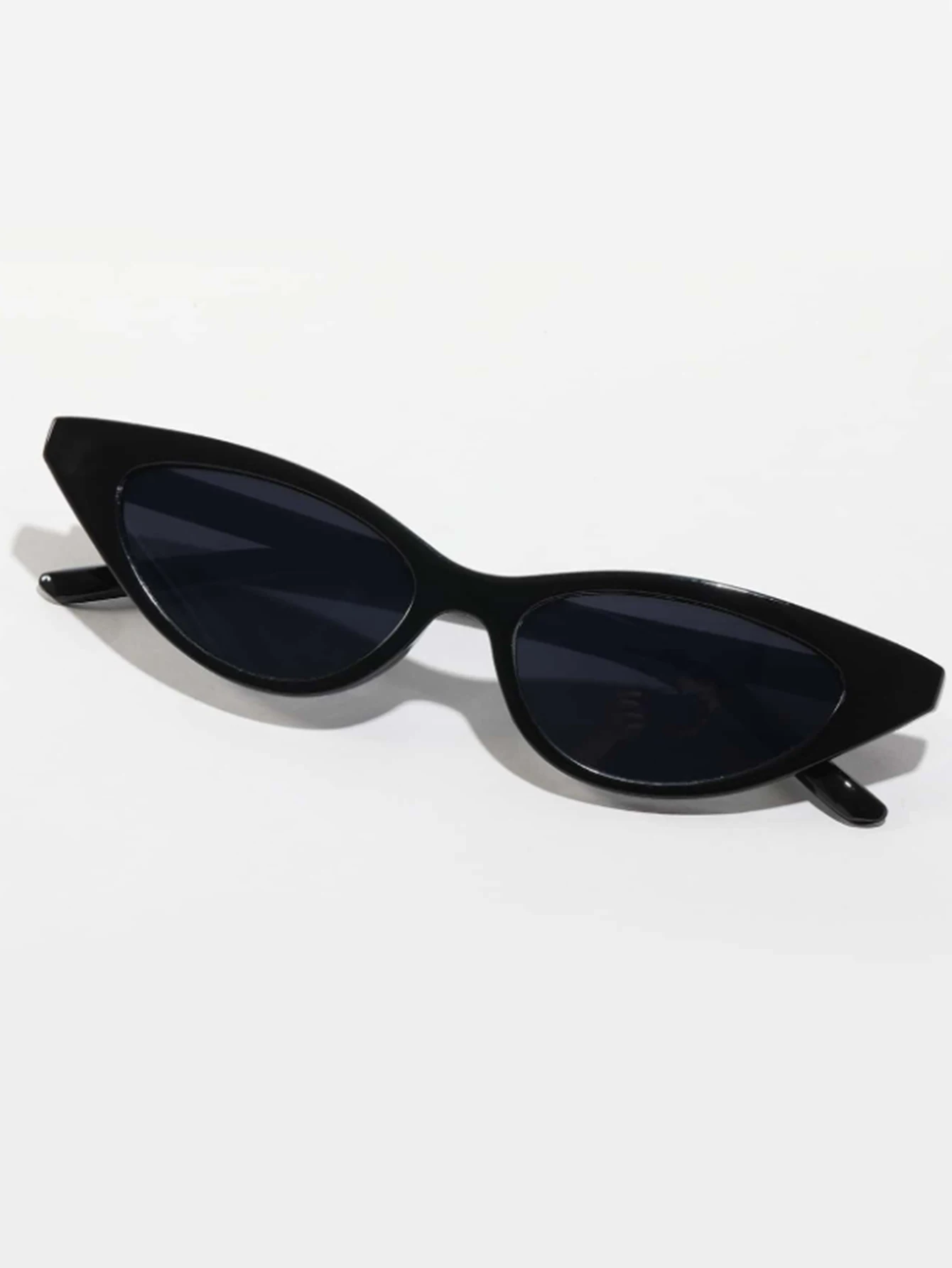 1 Stück Retro-Sonnenbrille mit schlichtem Cat-Eye-Rahmen, modische, einfarbige Brille im Basic-Stil für den täglichen Gebrauch und den Strandurlaub – Detail 2