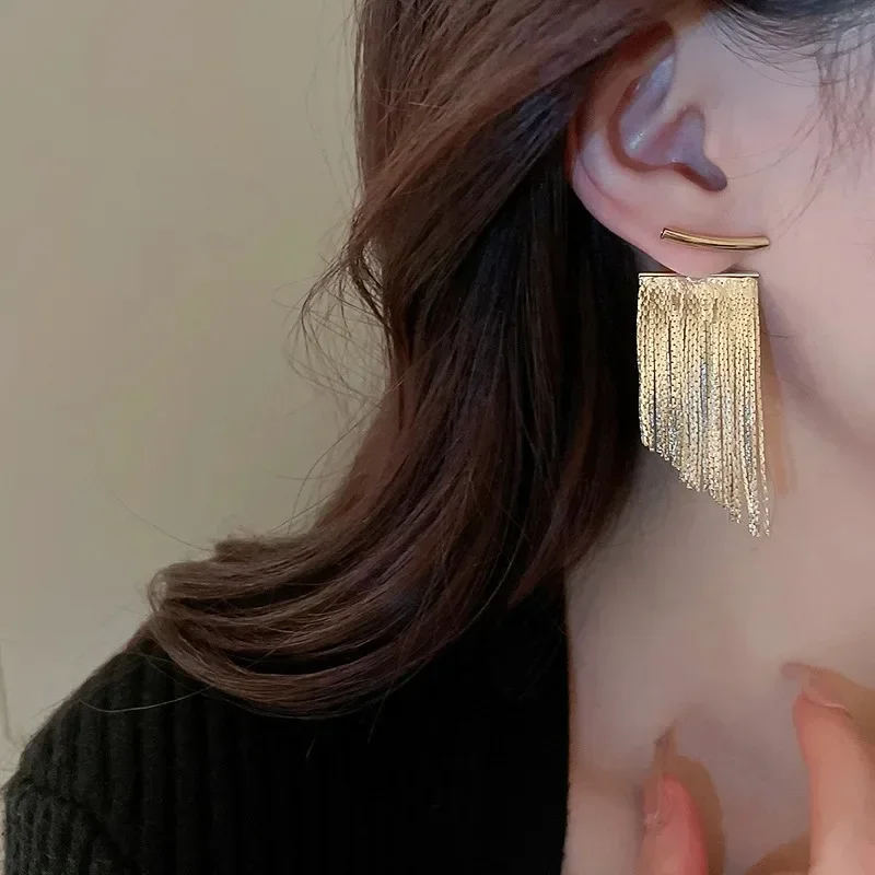 New Exaggerate Long Tassel Asymmetric Gold Color Bling Drop Dangle Earrings for Women Luxury Wedding Bride Jewelry Accessories