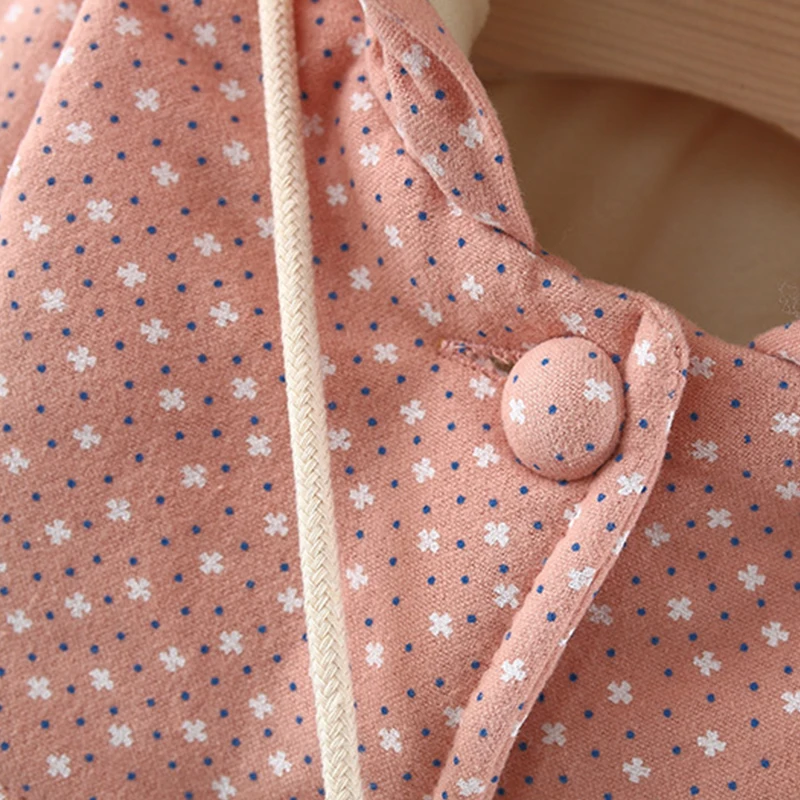 Prendas de Vestir exteriores para niña, chaqueta de dibujos animados, Tops gruesos con capucha, ropa coreana para bebé, abrigos para niños pequeños,