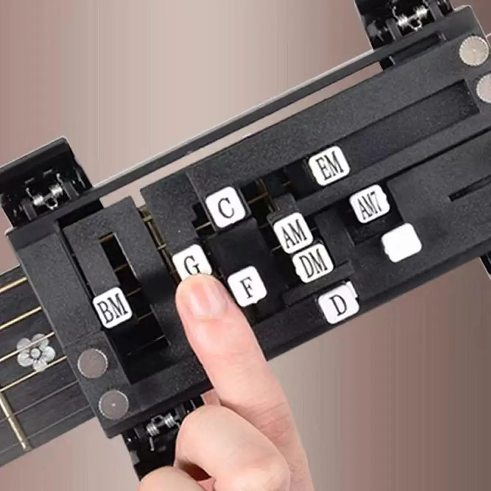 مدرب وتر الغيتار بمفتاح واحد ، أداة مساعدة في التعلم ، أداة تدريب على وتر الغيتار الشعبي للمبتدئين Z5F1