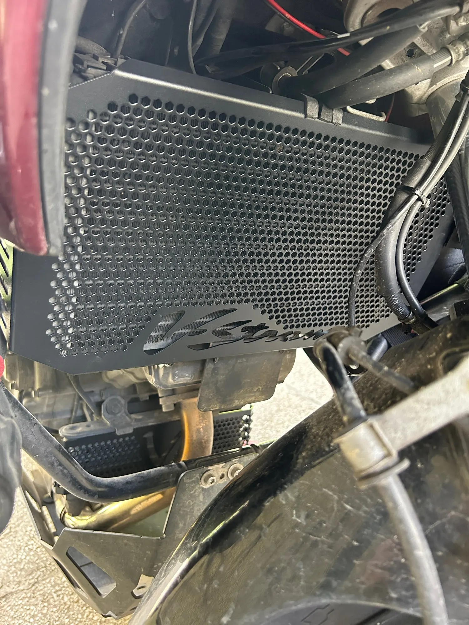 VSTROM DL 650 Motorcycle Radiator Grille Guard Protection Cover For Suzuki V-STROM DL650 2004 2005 2006 2007 2008 2009 2010 2011