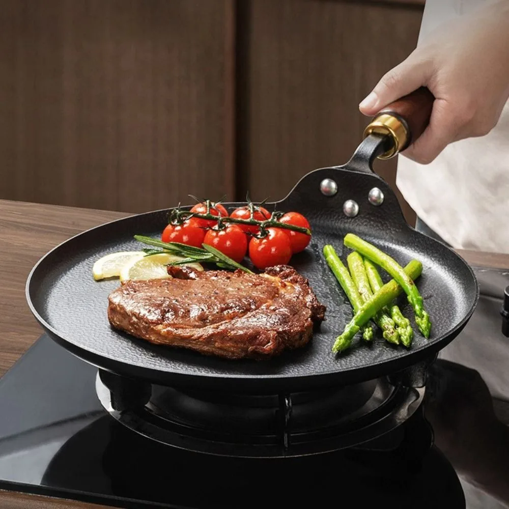 

Kitchen Cookware Uncoated Cast Iron Frying Pan Wood Handle Thickened Non-stick Pan Universal Flat Skillet Induction Cooker