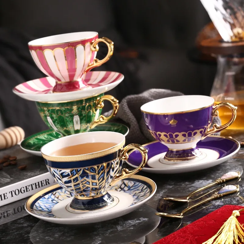 Ceramic Coffee Cup Set 250ml English Gold Edged Ceramic Coffee Mug Luxurious and Exquisite Black Tea Cup Dish Home Decoration