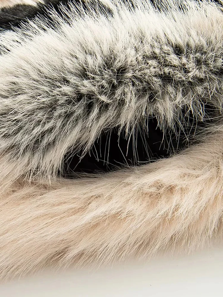 Women New Stylish Contrast Faux Fur Women Coat Elegant O-neck Single Breasted Full Sleeve Female Coats Winter Chic Lady Jacket