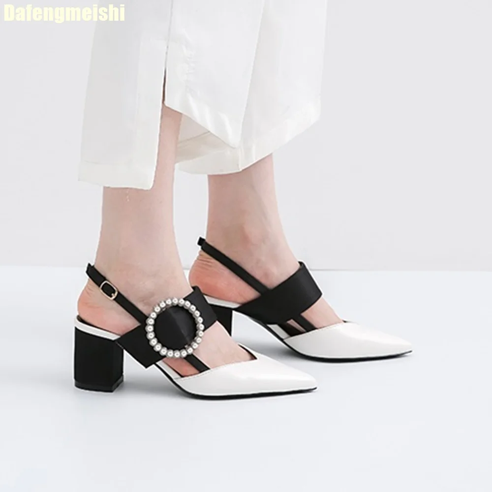 2025 Summer Women Chunky Heel Sandals Pointed Back Strap Ring Pearl Buckle Black White Color Matching Hollow Slingback Sandals