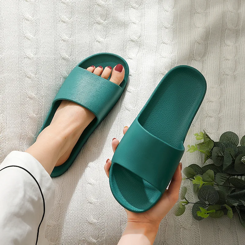 New Men Slippers Women EVA Soft Slides Summer Beach Sandals Lovers Light Shoes Bathroom Non-slip Slides Home Comfort Flip Flops