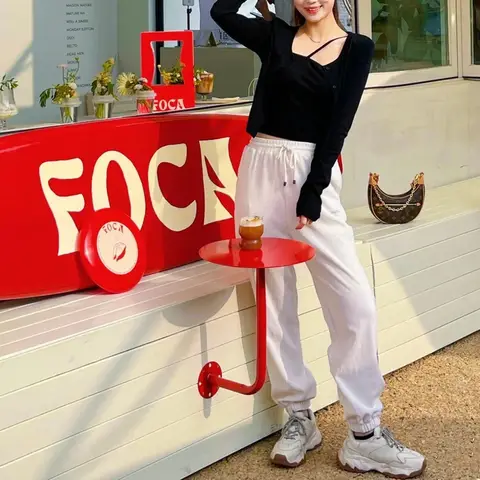 Wall table, milk tea, dessert shop, café, booth table, hanging table against the wall, black wall-mounted small round table