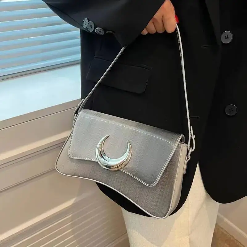Bloom Y2k Sier Handbags Women 2023 High Street Chain Half Moon Shoulder Bag Female Vintage Haruku Messenger Bags Aesthetic