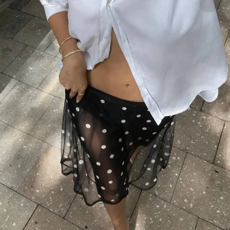 Combhasaki Vrouwen Polka Dot Sheer Y2k A-lijn Rok Sexy See Through Laagbouw Lange Rok Flowy Mesh Cover Up Maxi Rokken Beachwear