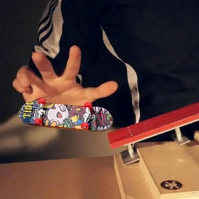 

Fingerboard Toy Finger Skateboards For Kids 12pcs Mini Finger Skateboard Toy Skateboard Mini Finger Toys Set Skate Board