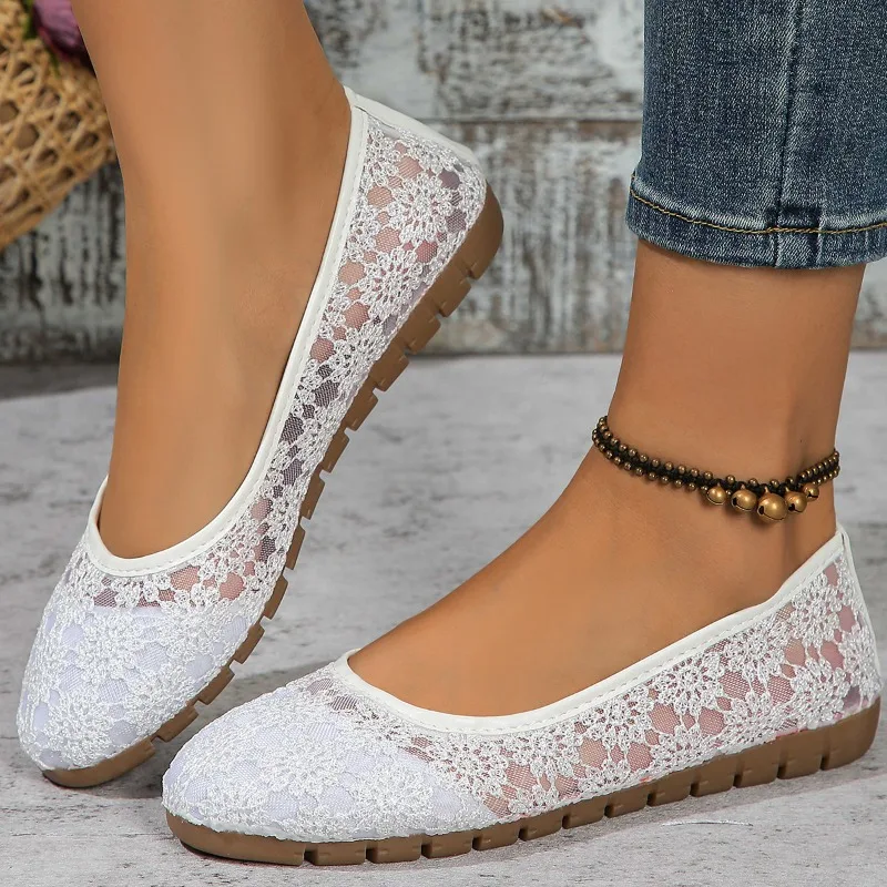 

Женские дышащие туфли больших размеров с вырезом и мягкой подошвой, тканевые туфли, новые повседневные туфли на плоской подошве и низкой подошве