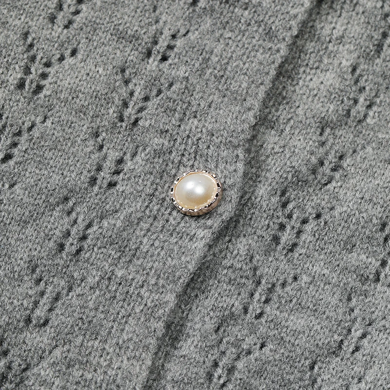 ELFSACK 2025 Autumn New Arrivals Casual Elegant Knit Lapel Lace Hollow Out Long Sleeve Knit Sweater For Woman