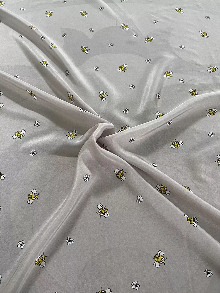 

1 meter 100% Mulberry Silk 15 momme Crepe Silk Fabric Light Gray Bee Printed 140cm 55" wide by the yard XX423