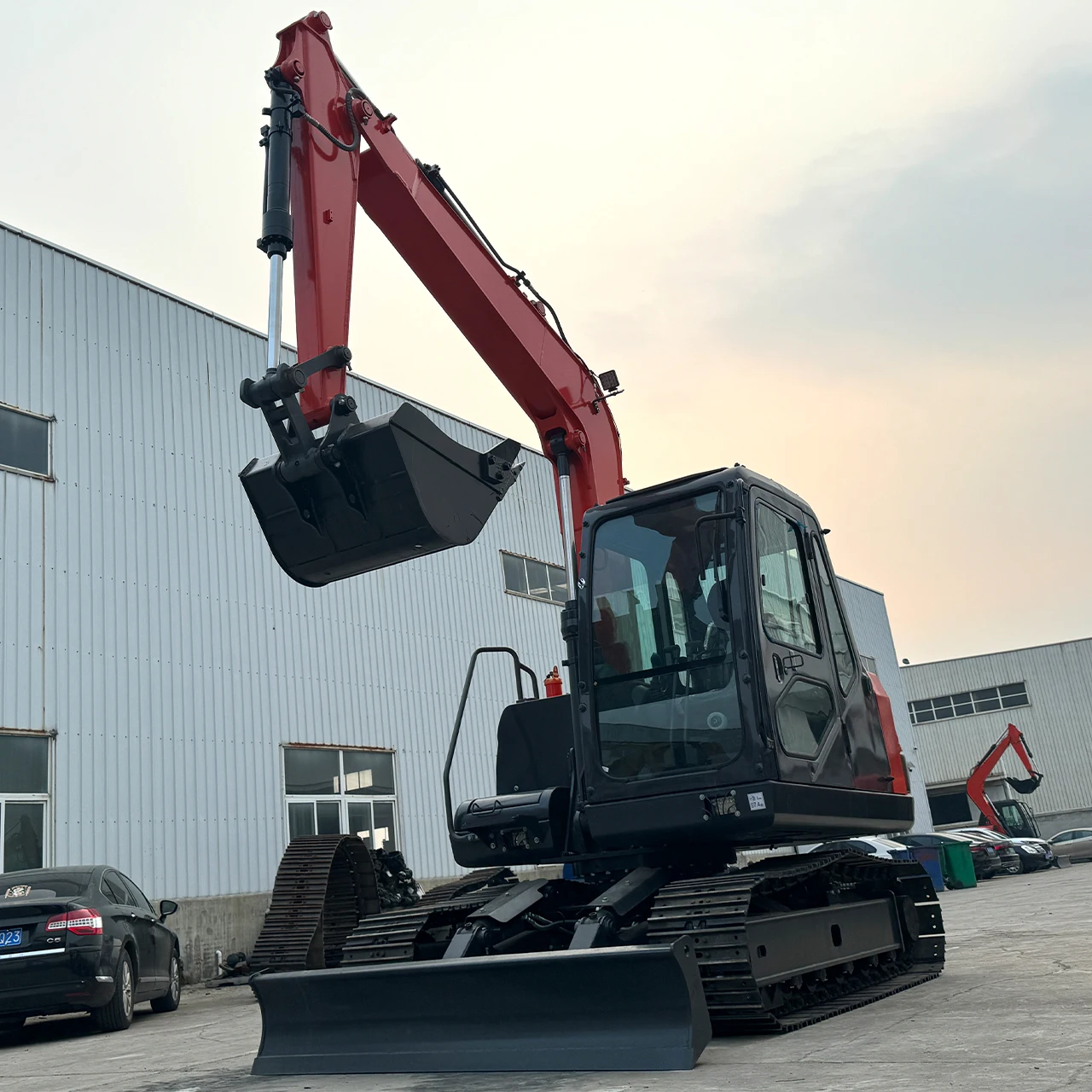 Heavy Duty Excavator FOPS Safety Air Condition Cabin LCD Intelligent Panel Rear View Camera Urban Large Demolition Equipment