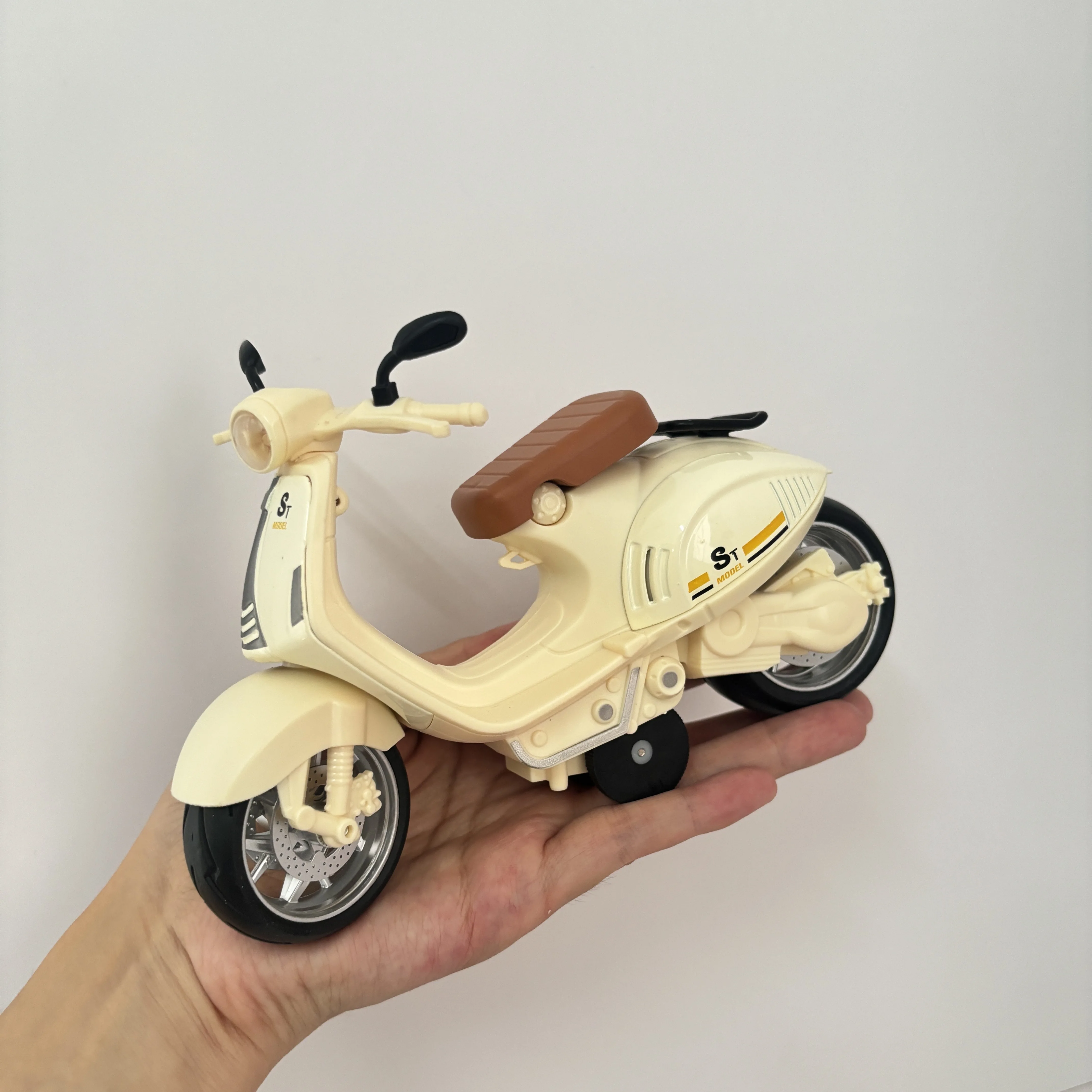 1: 10 Leisure Mini Motorcycle Alloy Model Car Sound and Light Pull-back Simulation Series Model Toy for Children