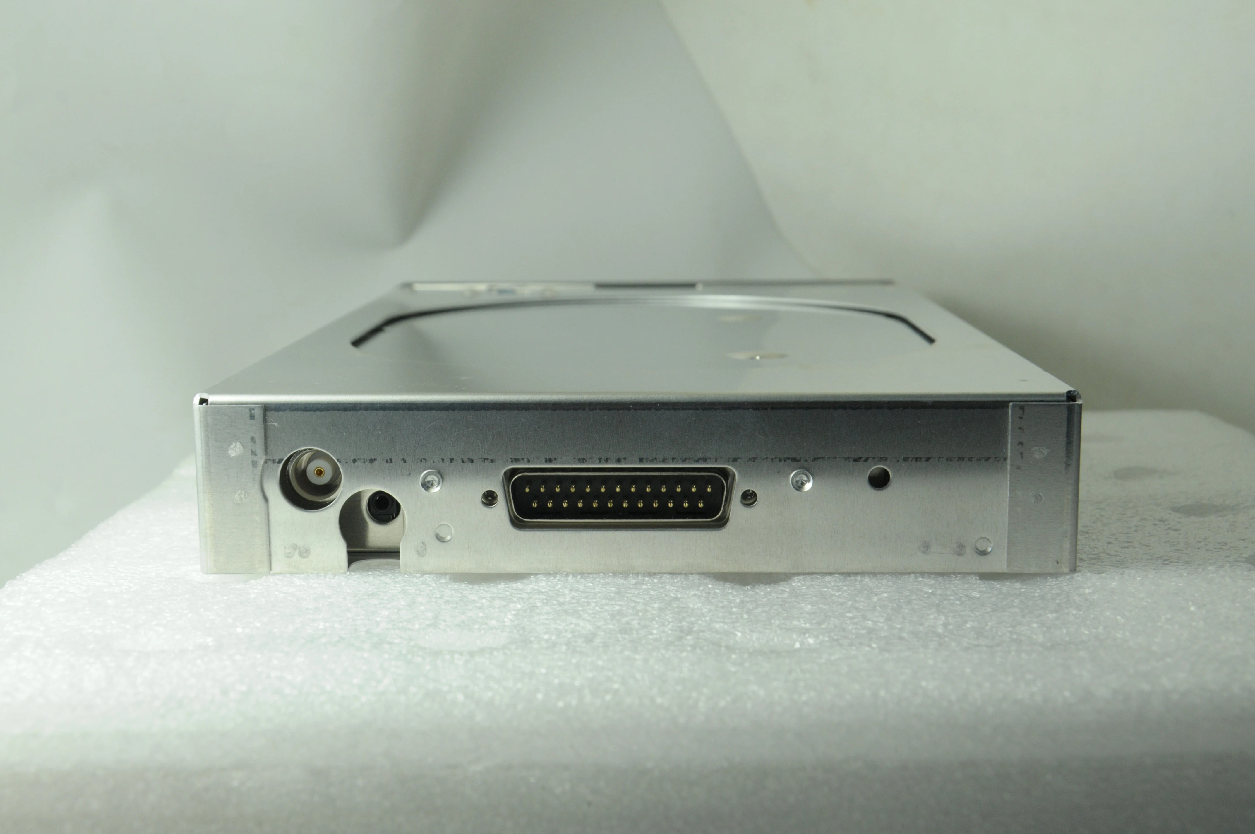 

Авиационная радиостанция ICOM IC-A220 VHF, трансивер для авиационного диапазона 118-136 МГц, 8 Вт, OLED-дисплей