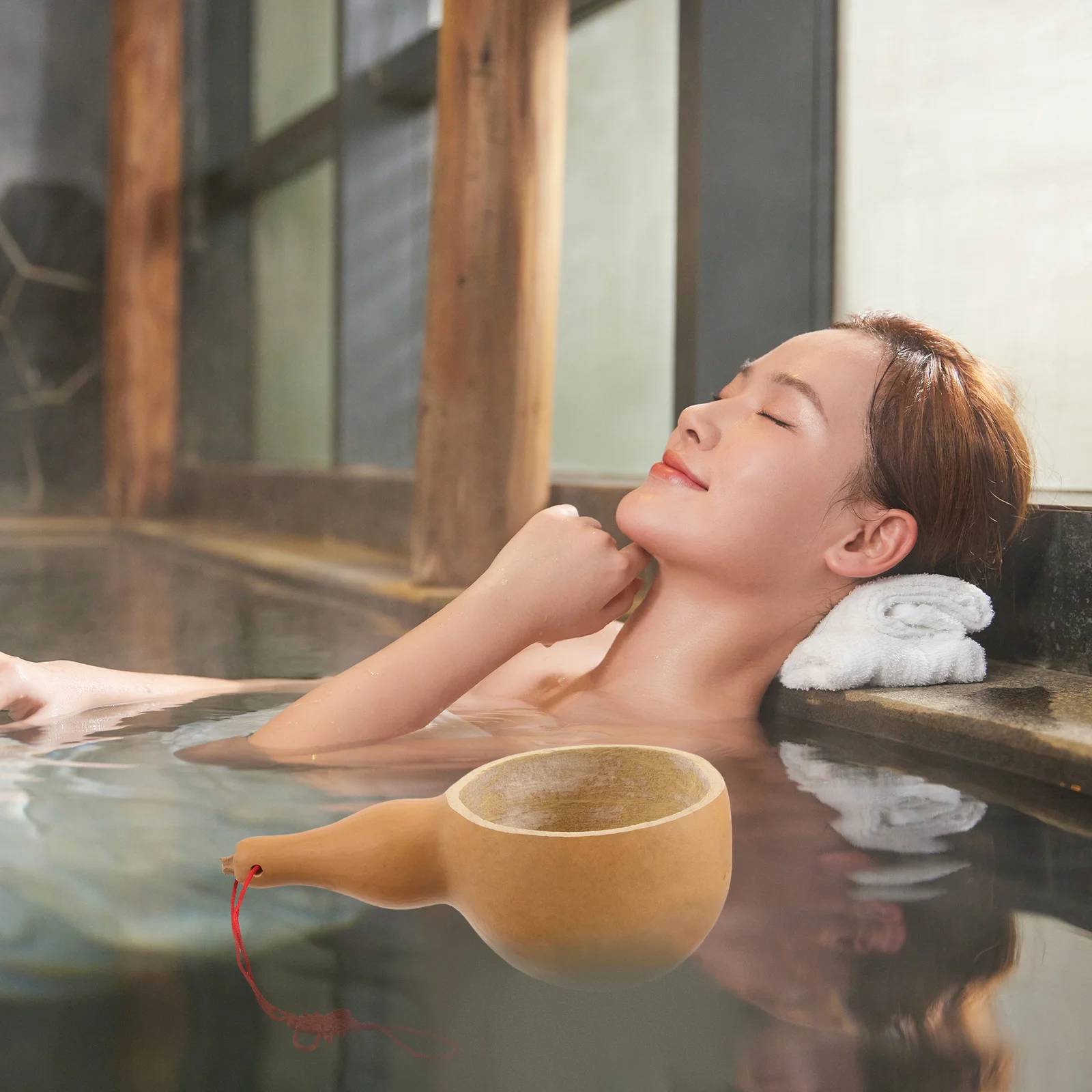 

Natural Gourd Water Ladle Handmade Scoop Lightweight Ergonomic Bath Salt Scoop Hair Washing Water Dipper Bathroom Accessories