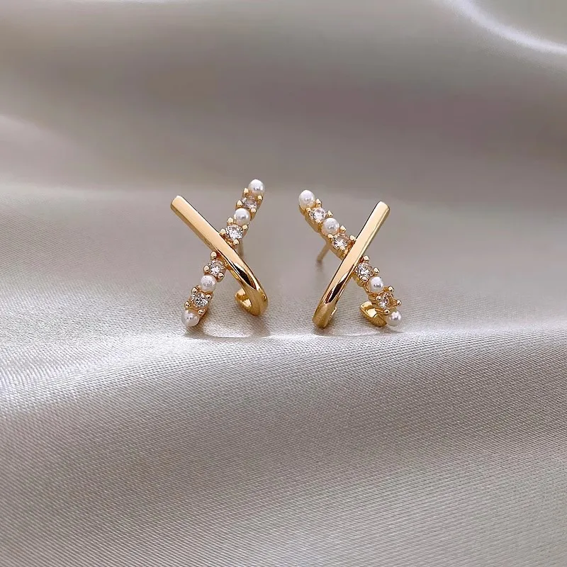 Pendientes de perlas circulares de temperamento Simple para mujer, pendientes versátiles pequeños, joyería coreana, nueva moda