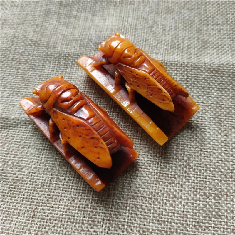 

Antique Miscellaneous Antique Crafts Yak Ox Bone Golden Cicada Pendant Bone Carving Know Crafts Hand Pieces Wholesale