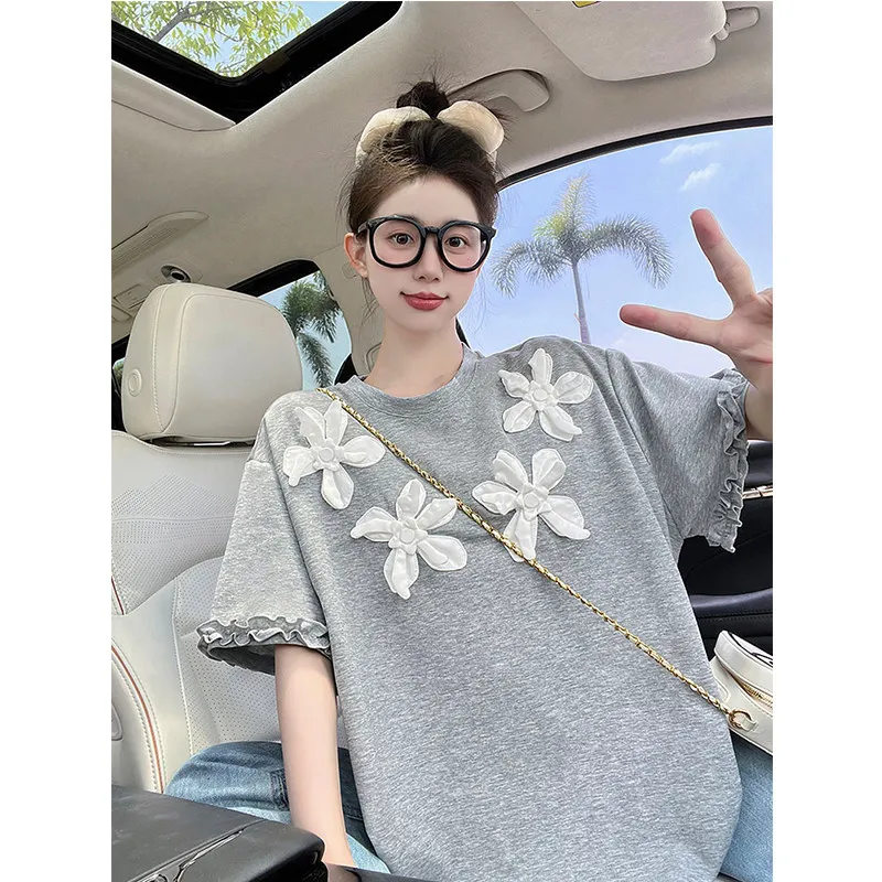 

Elegant Summer Cotton Blend Short Sleeve T-Shirt Women's Loose Fit Floral Embellished round Neck Top Korean Style Casual Wear
