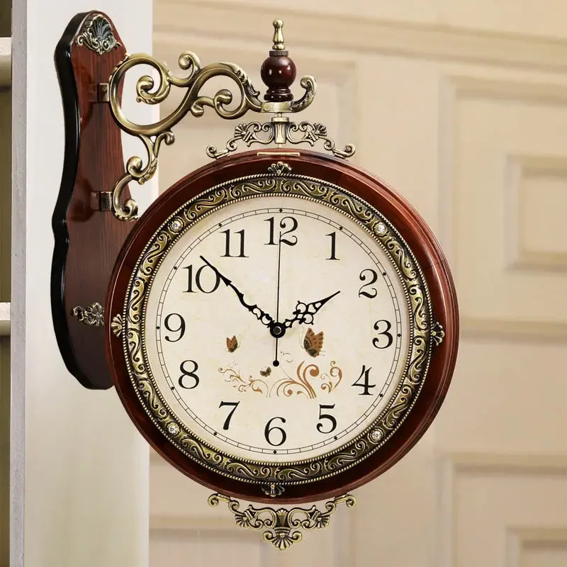 A*-Living Room Vintage Wall Clocks Aesthetic Wooden Luxury Fashion Creative Design Clock Wall Round Nordic Pared Home Decor./