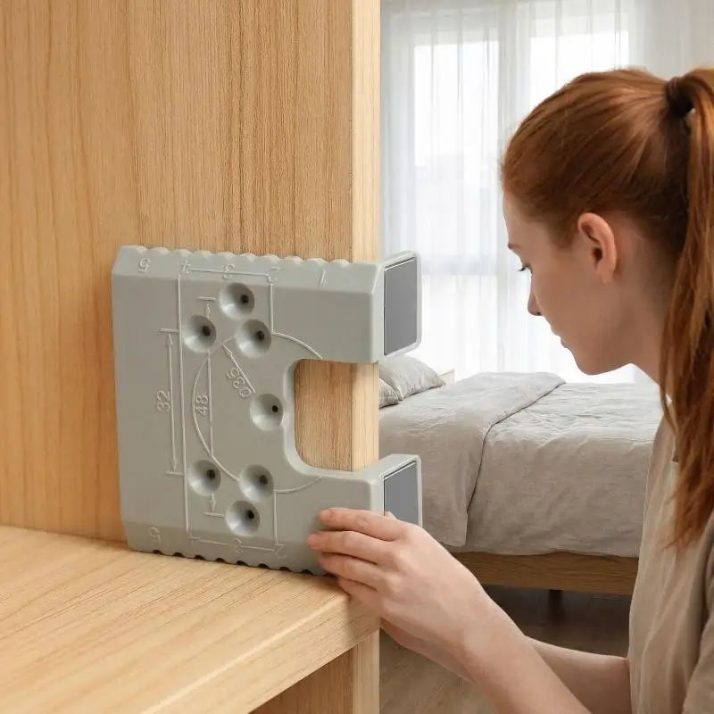 

Cabinet Door Hinge Installation Tool Adjustable Position Locator Fast Mounting DIY Home Improvement for Kitchens Wardrobes