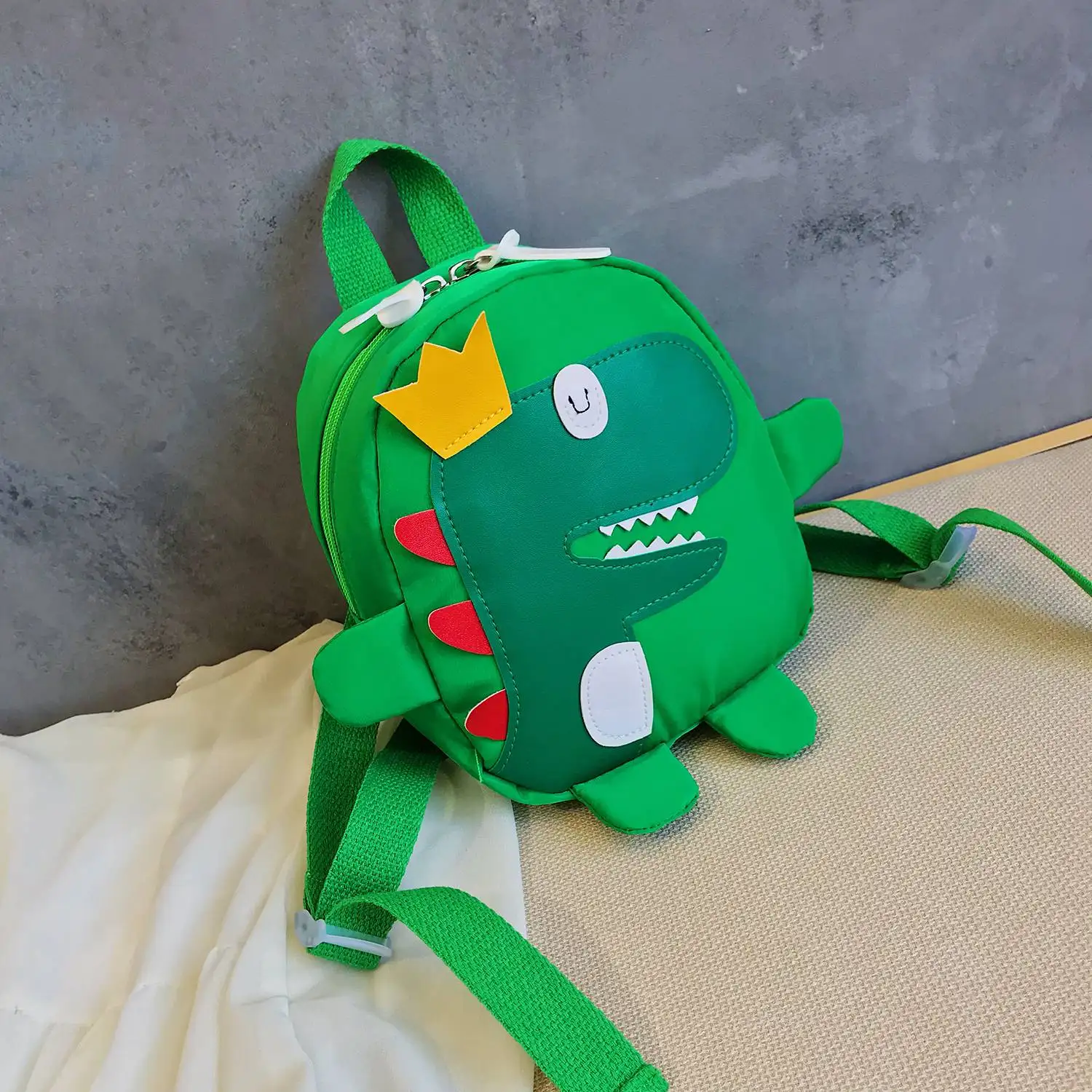 Mini sac à dos de dinosaure de dessin animé 3D pour enfants, sac d'école de maternelle, vert, mignon, nouveau, bébé, garçon, fille