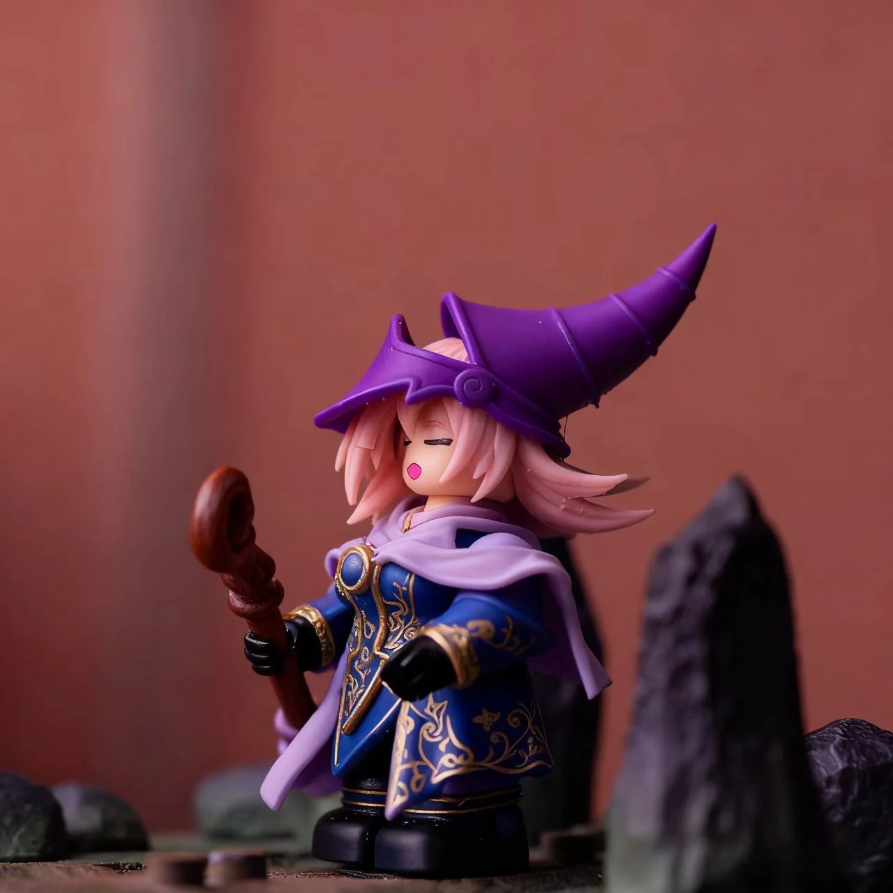 

Фигурки Дракона и Твен Севен Третий, карточные и строительные блоки, магнитные плитки, головоломка, настольная игра, аксессуары