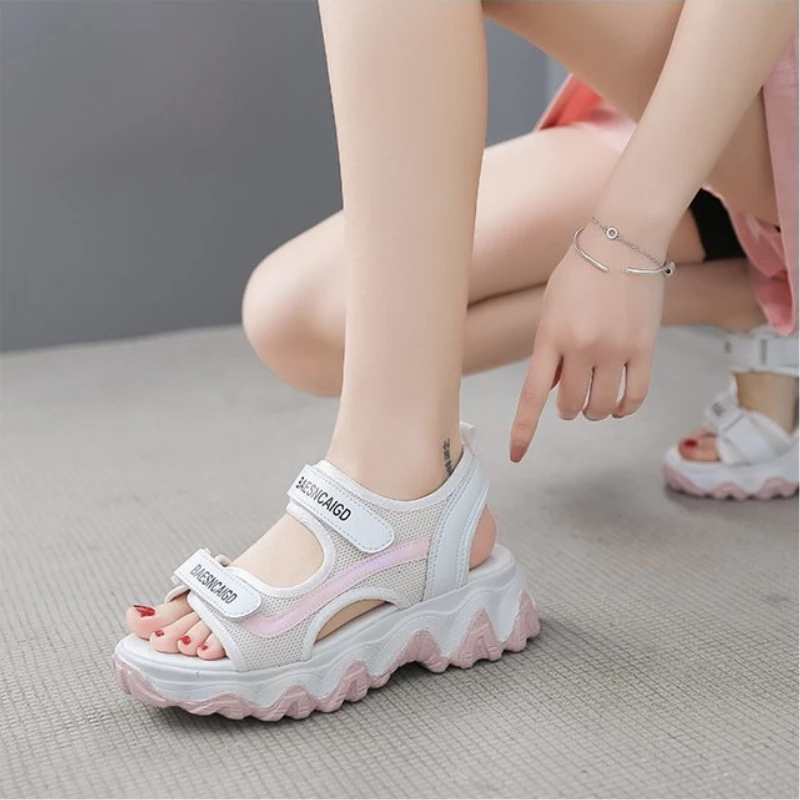 Ladies Sport Sandals Korean Version Thick Platform Casual Shoes Women Outdoor Beach Sandalies Lightweight Open Toe Running Shoes