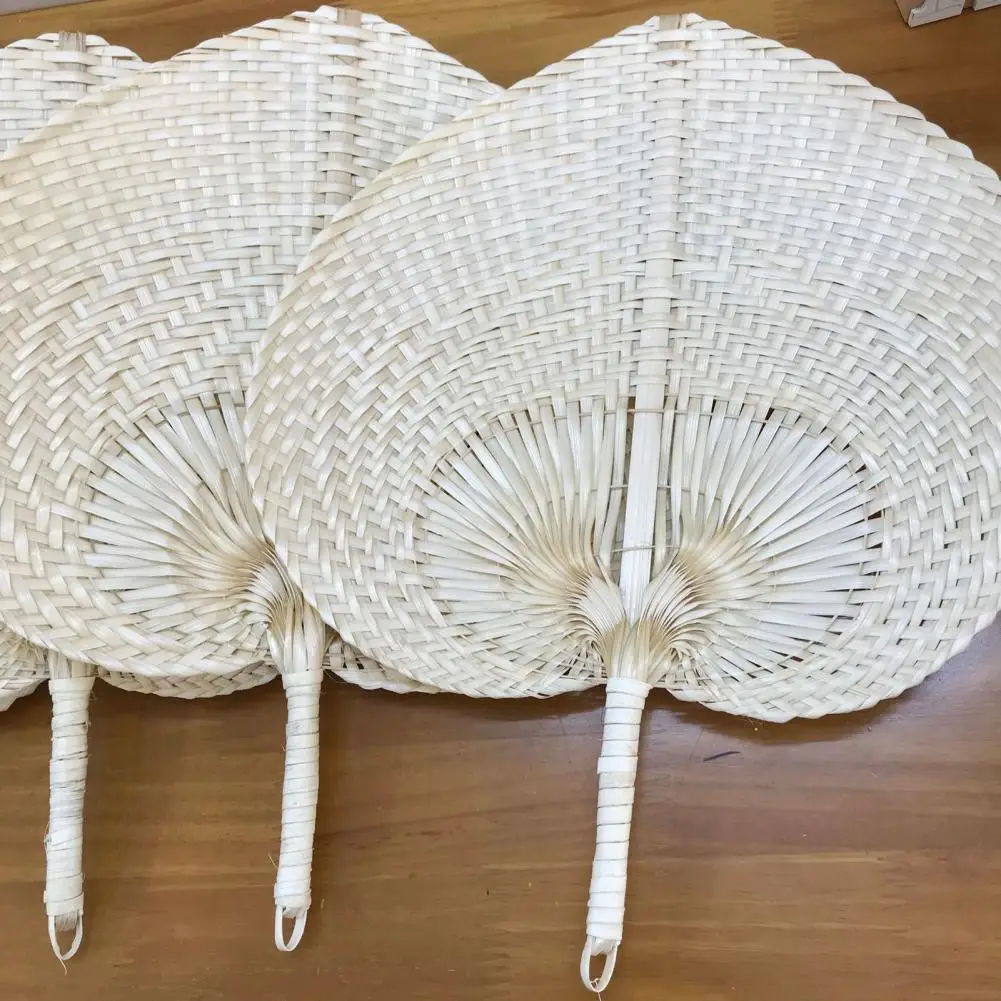 Summer Handmade Straw Woven Fans Bamboo Hand Fans DIY Heart Shaped Art Crafts Woven Fan for Summer Chinese Hand Fan Home Decor