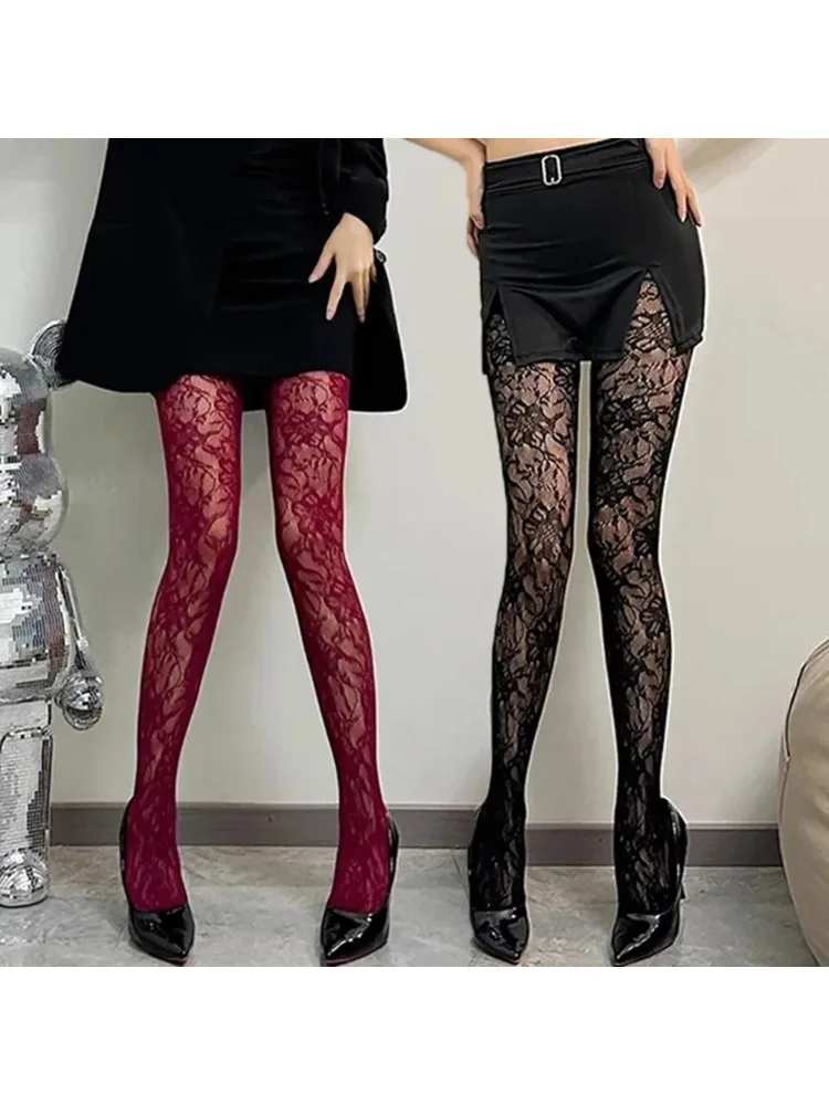 Schwarze Blumen-Lolita-Damenstrümpfe, klassische Spitzen-Mesh-Strümpfe, Strumpfhosen mit Hohlmuster, Lolita-Retro-Blumen-Rattan-Strumpfhosen