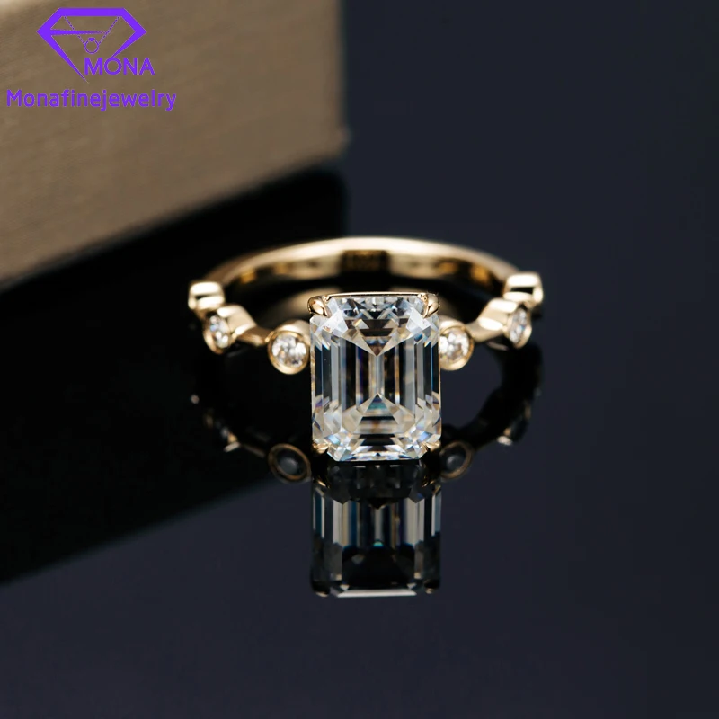 

Beauty 14K Yellow Gold Solitaire Ring 5 Carat VVS Clarity DEF Color Asscher Cut 10mm Moissanite