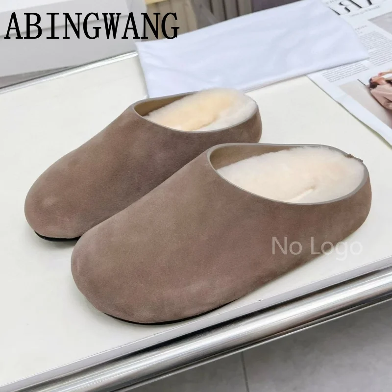

2025 Winter New Suede Fur Thick Sole Warm Slippers for Women Casual Lazy Slippers Outdoor Holiday Shoes Warm Shoes
